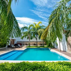 Embajadores 4* Mérida